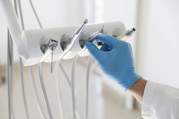 Professional Tooth Extraction technician working in Santa Rosa Valley, CA